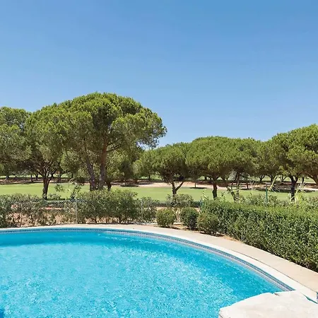 Old Village Area, Walking Distance To Centre And Amenities, Private Pool וילה