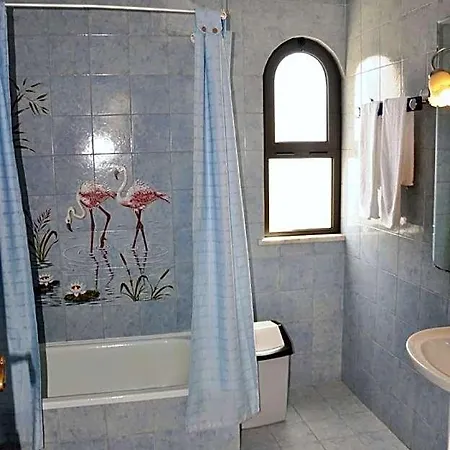 Old Village Area, Walking Distance To Centre And Amenities, Private Pool ヴィラ クアルテイラ